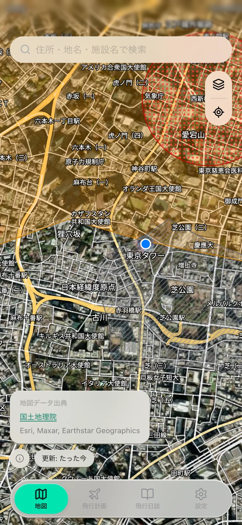 Drone24 の地図画面。左下の「i」を押して、地図データの出典が表示されている