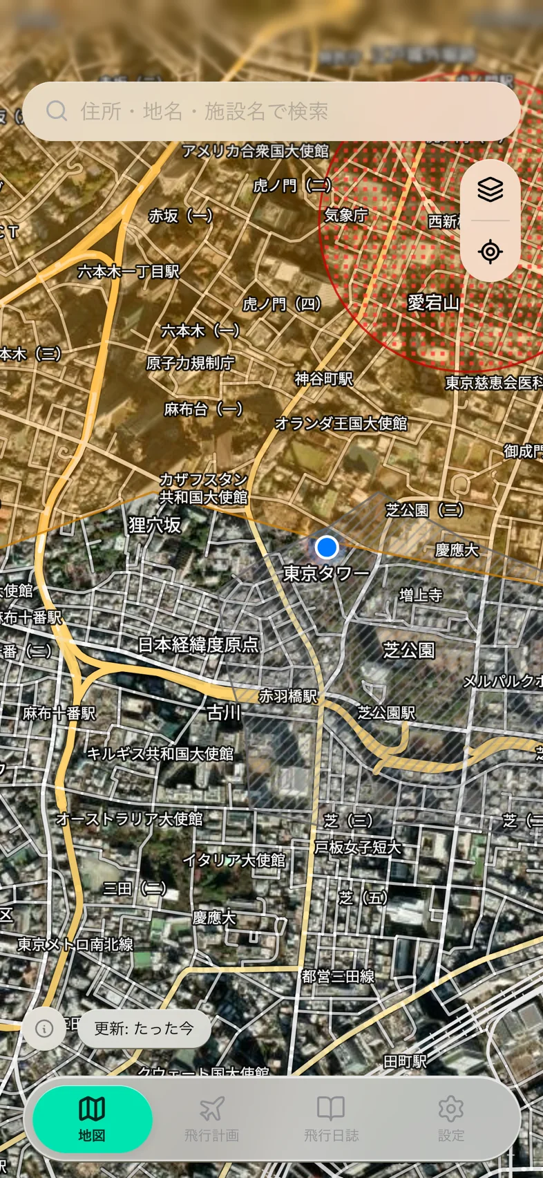 Drone24 の地図画面。衛星写真の上に飛行禁止区域が重なっている